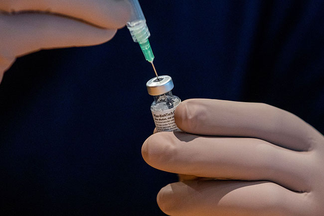 A/L students in Colombo District to receive Pfizer vaccine from Friday