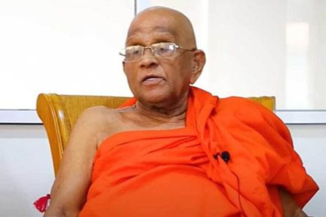 Ven. Muruththettuwe Ananda Thero appointed new Chancellor of UoC
