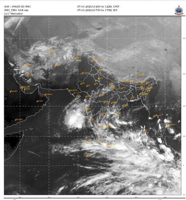 Low-pressure area forms over Bay of Bengal