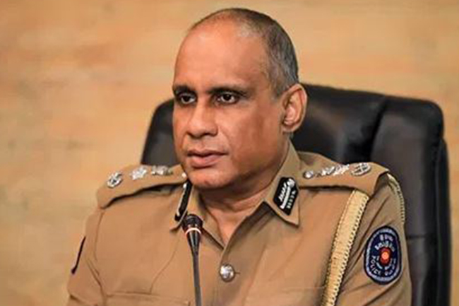IGP C.D. Wickramaratne appears before court