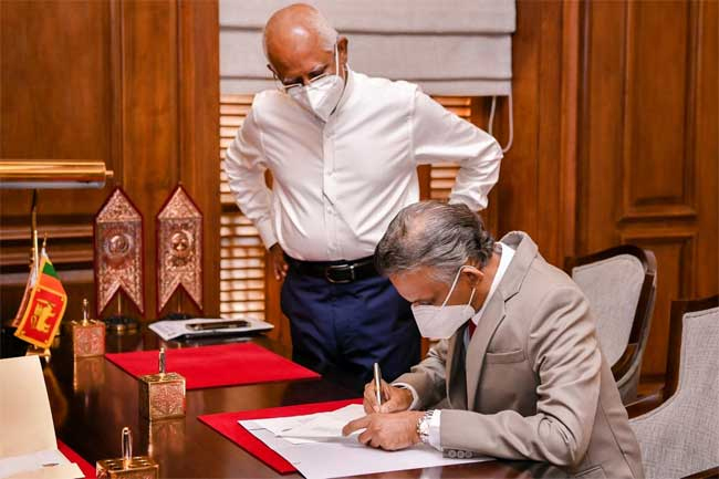 Vikum Kaluarachchi sworn in as Appeals Court judge