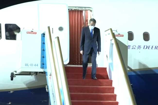 Chinese foreign minister on official visit to Sri Lanka