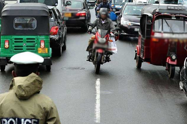 Traffic congestion in Pelawatte due to protest
