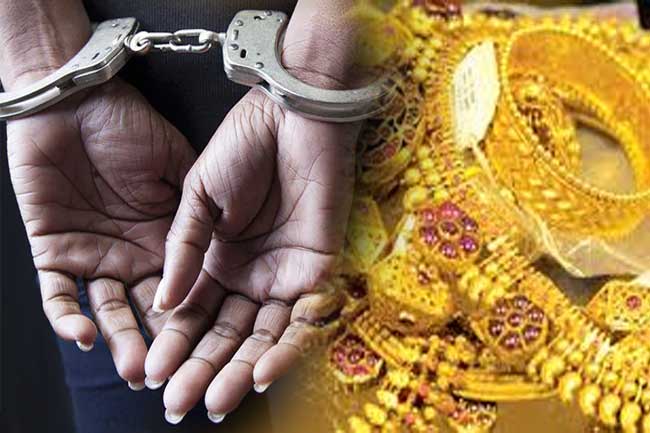 Woman held with gold jewellery worth Rs. 10 million at BIA
