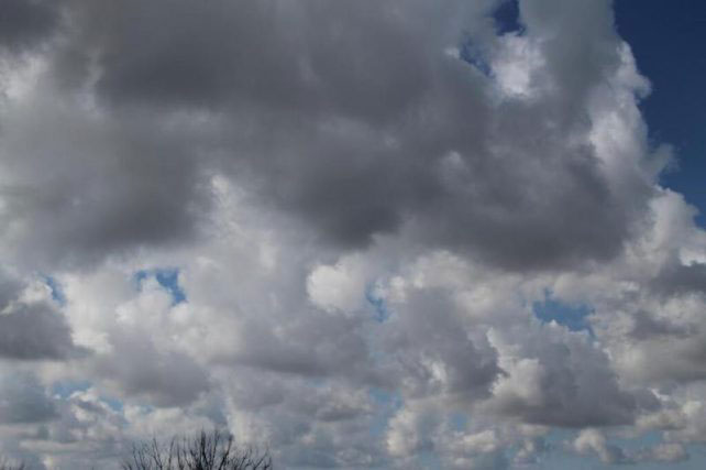 Slight change in prevailing dry weather expected
