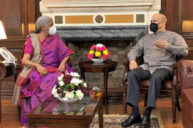 SL envoy meets Indian finance minister to discuss USD 1 billion credit line