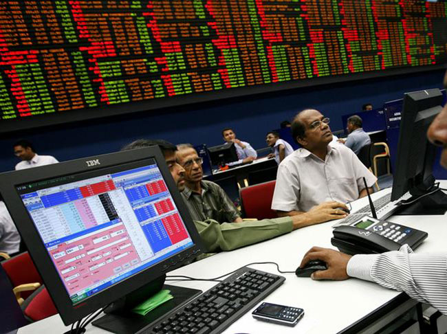 CES temporarily halts regular trading