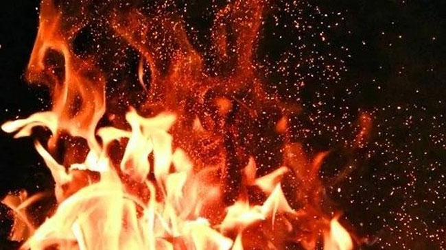 Fire breaks out in building at Jampettah Street