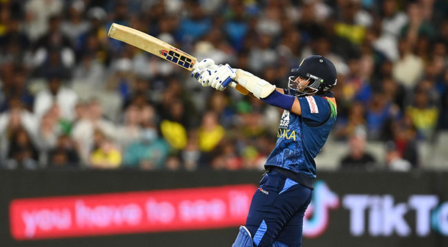 Dasun Shanaka lifts Sri Lanka to 146-5 in India T20