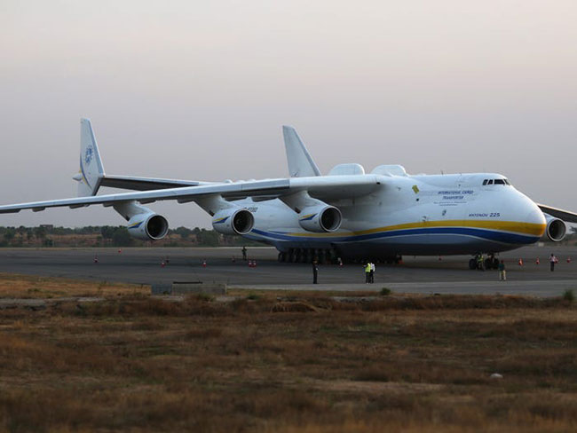 Worlds largest plane destroyed in Ukraine