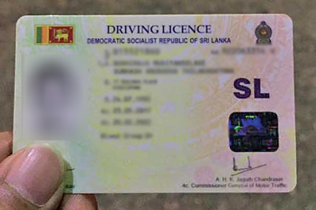 Validity period of expiring driving licences extended