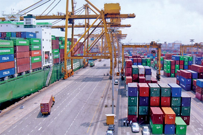Indian-imported goods stuck at port to be released under credit line facility