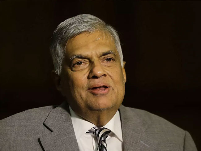 Ranil calls for immediate debate in Parliament on IMF report