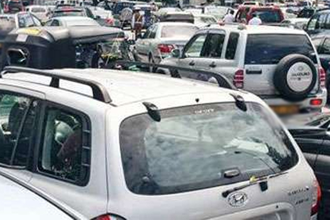 GMOA protest blocks traffic near Town Hall