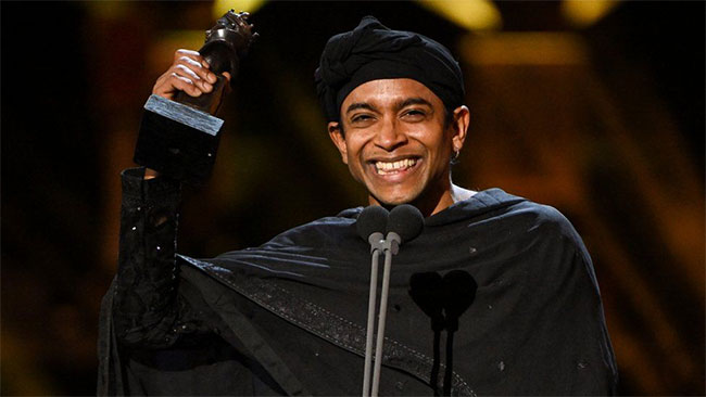 Sri Lankas Hiran Abeysekera wins best actor at Olivier Awards