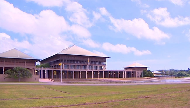 Parliamentary sitting commences, debate continues