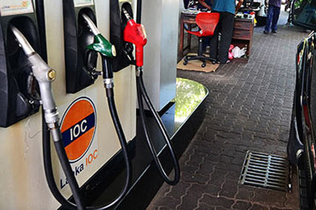 Lanka IOC also limits dispensing fuel to vehicles