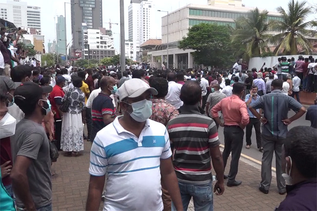 Tear gas fired at protesters outside Temple Trees