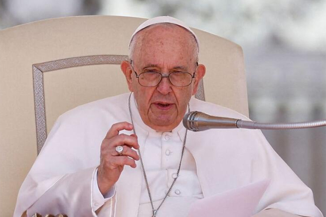 Pope urges calm in Sri Lanka, wants authorities to listen to peoples aspirations