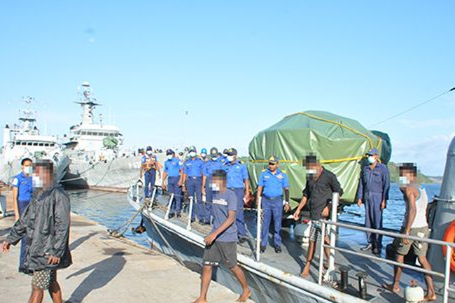Navy apprehends 40 people involved in illegal migration attempt