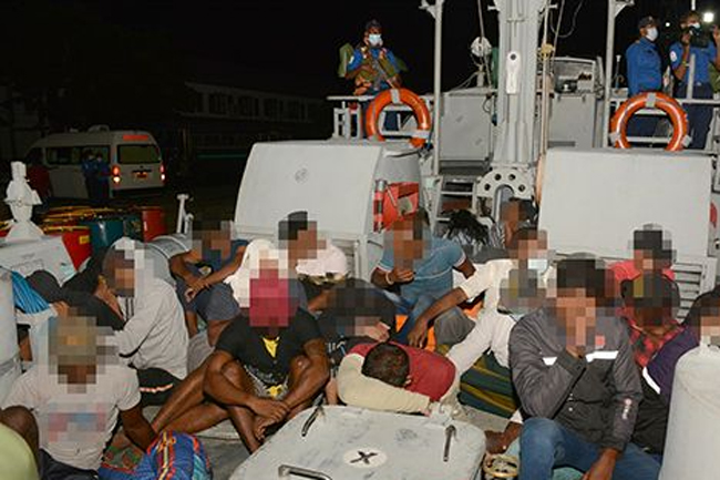 Navy foils illegal migration attempt, apprehends 67 people