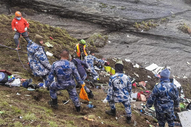 Nepal recovers bodies of all 22 victims of plane crash