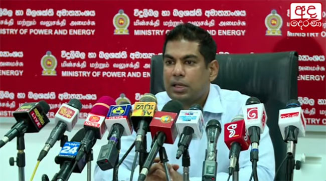 Sri Lanka selects new suppliers to import fuel