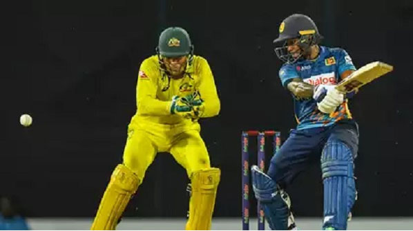 Australia win toss and opt to field first in 4th ODI