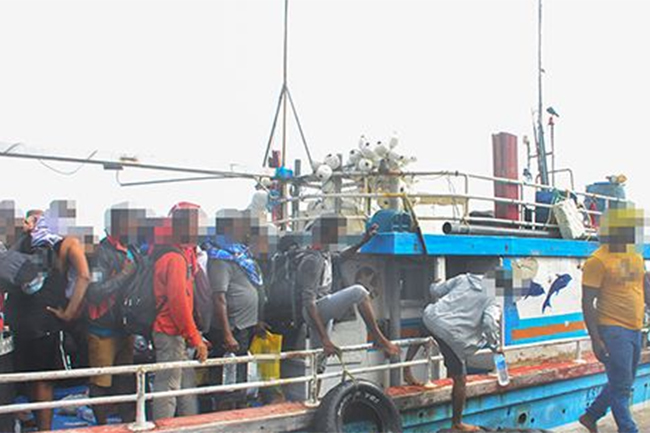 Navy nabs 51 people attempting to illegally migrate from island