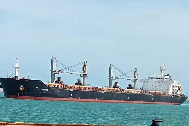 Shipment of 40,000 MT of fertilizer reaches Colombo