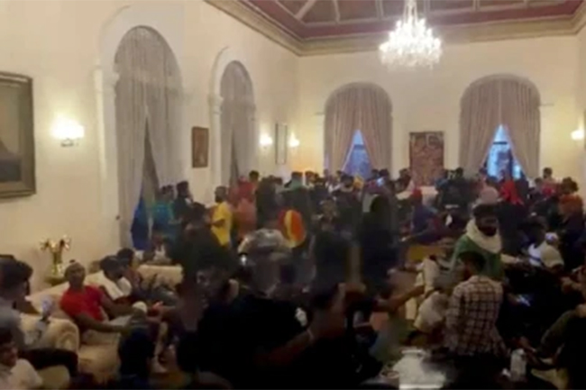 Protesters storm into President’s House in Colombo