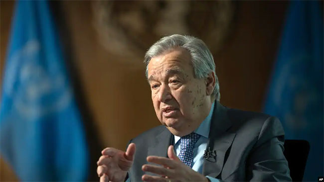UN chief asks Sri Lankan leaders to embrace spirit of compromise for peaceful, democratic transition