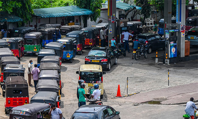 Dates for fueling based on last digit of number plates revised