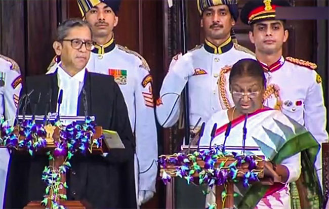 Droupadi Murmu takes oath as 15th President of India