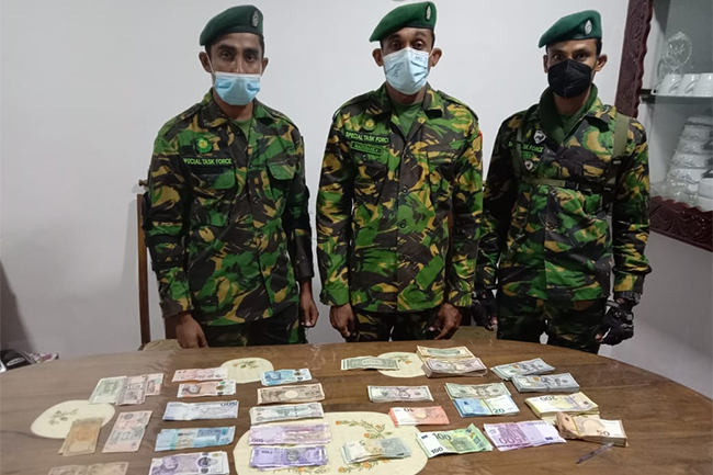 Youth transferring money via ‘Undiyal’ arrested with foreign currency