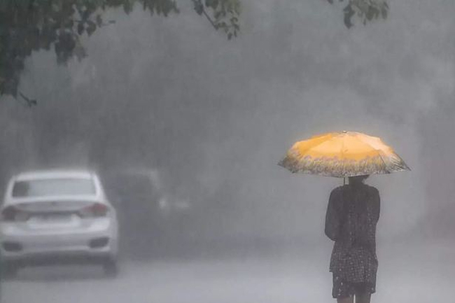 Fairly heavy rains expected in some areas today