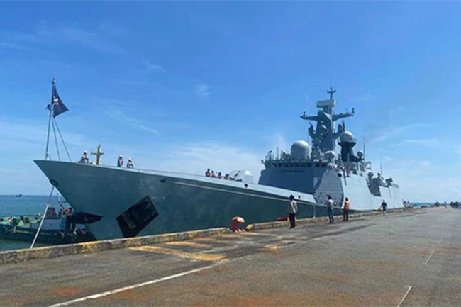 Pakistani warship heading to Colombo amidst row over Chinese research vessel
