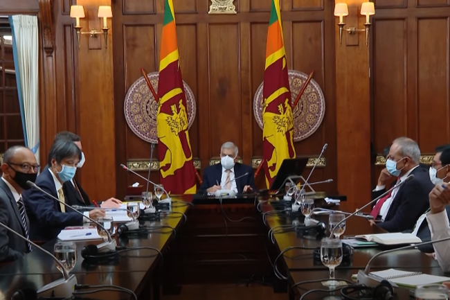 Visiting IMF delegation calls on President Ranil