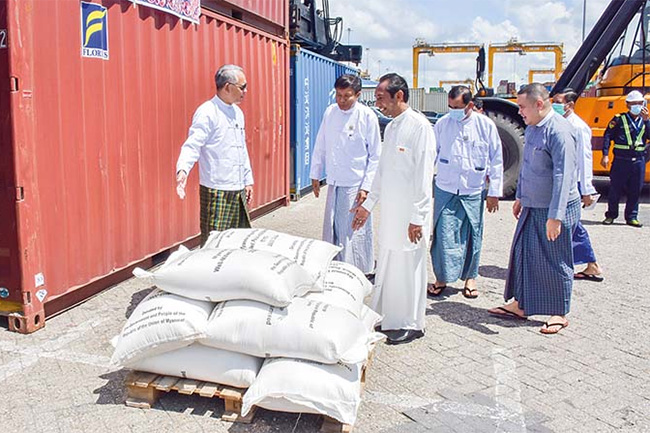 Myanmar donates 1,000 tons of rice to Sri Lanka 