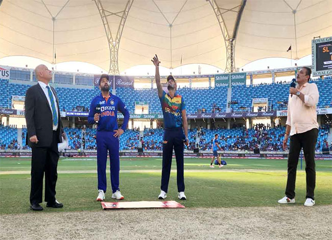 Sri Lanka win toss, opt to bowl against India