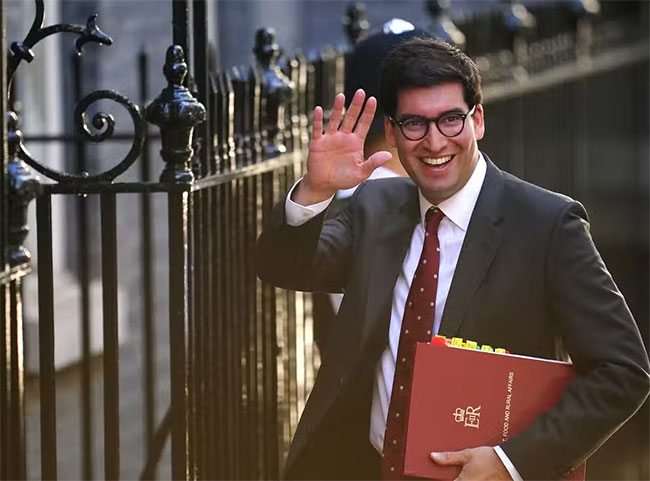 Ranil Jayawardena appointed UKs new environment minister