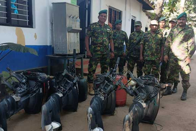 Five held in Batticaloa for assisting illegal migrations to Australia