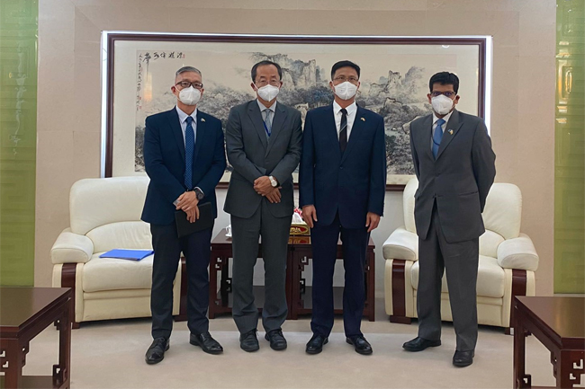Chinese envoy discusses Sri Lankas economic situation with ADB reps