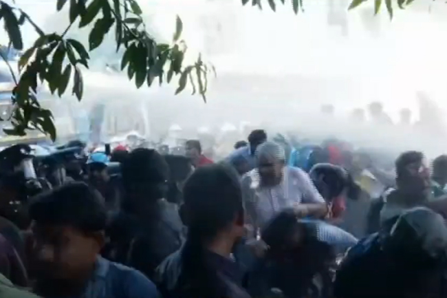 Police fire tear gas at protesters in Colombo