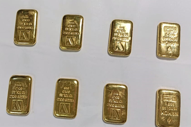 Airport security officer arrested for smuggling gold biscuits worth Rs. 20 million  
