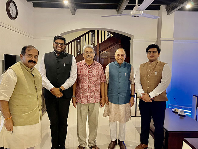 BJPs Subramanian Swamy meets Gotabaya and Mahinda Rajapaksa