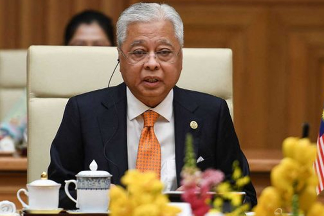 Malaysian prime minister calls for early election