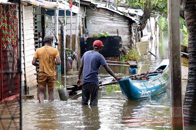 District Secretaries instructed to coordinate disaster relief efforts with DMC