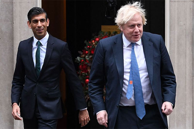 Rishi Sunak favourite to be UK PM after Boris Johnson pulls out of race