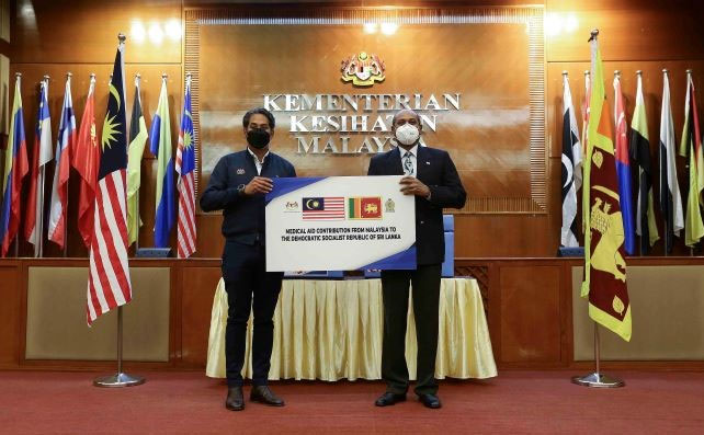 Malaysia contributes medical aid to Sri Lanka